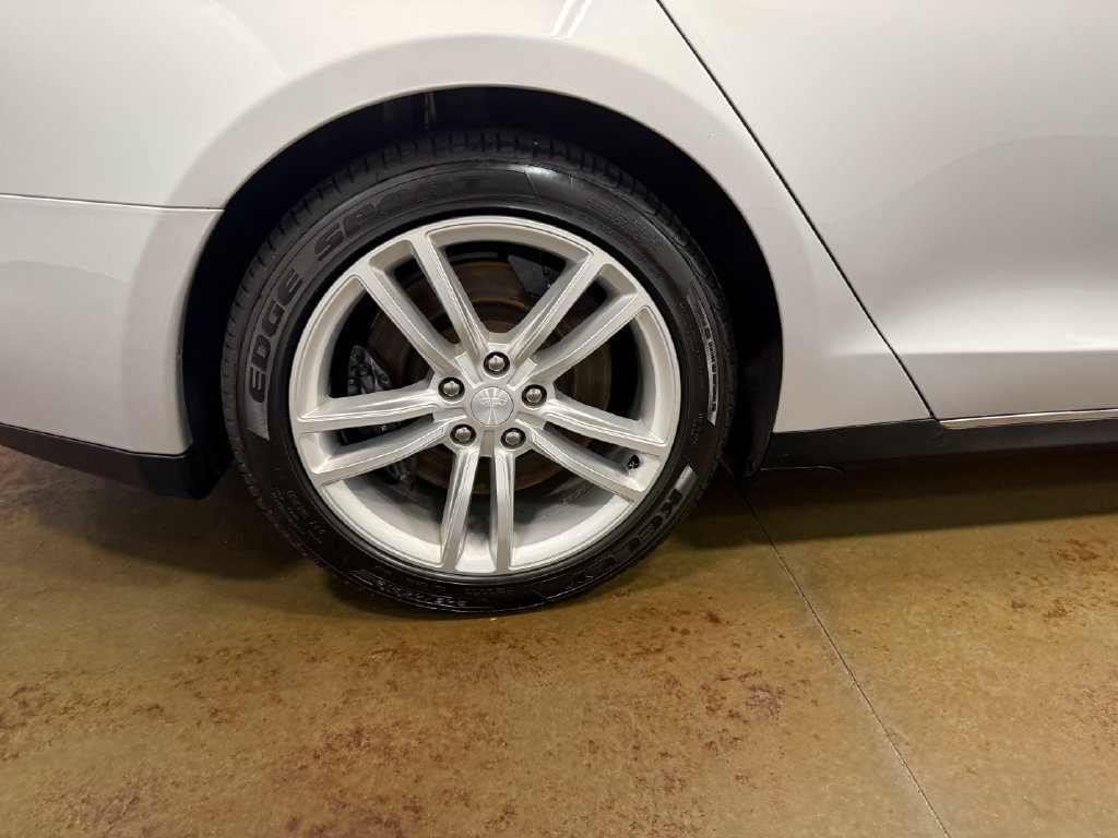 Used 2013 Tesla Model S Performance RWD image 75