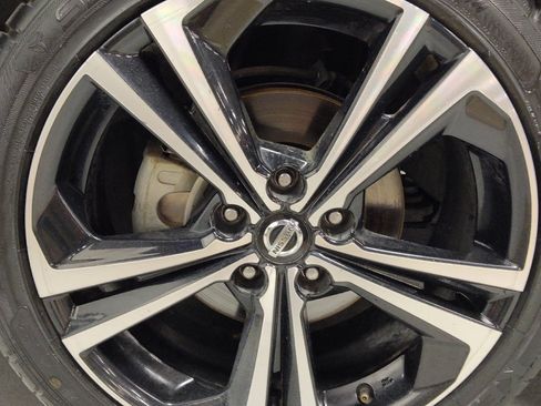 Used 2020 Nissan Sentra SR FWD image 31