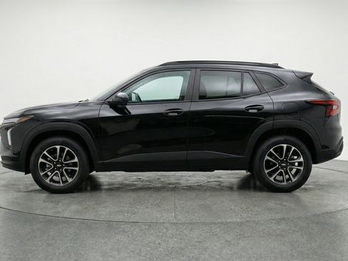 Used 2025 Chevrolet TrailBlazer LT FWD image 5