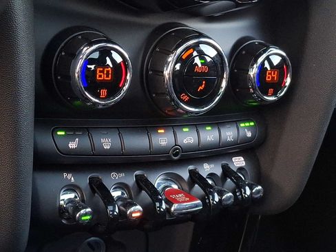 Used 2024 MINI Cooper S FWD image 12