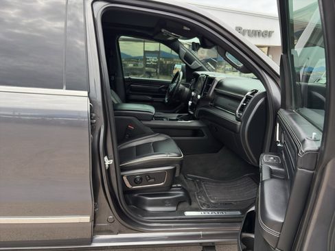 Used 2022 RAM 1500 Limited image 10