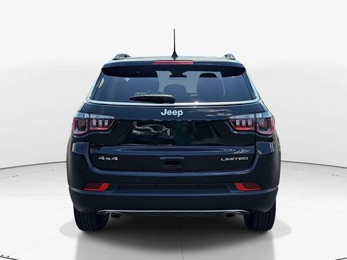 Used 2023 Jeep Compass Limited w/ Sun and Sound Group AWD/4WD image 7