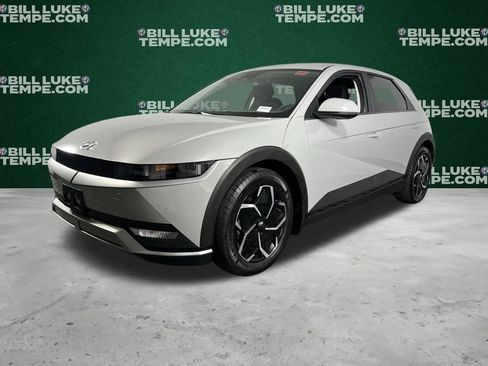 Used 2024 Hyundai Ioniq 5 SE image 3