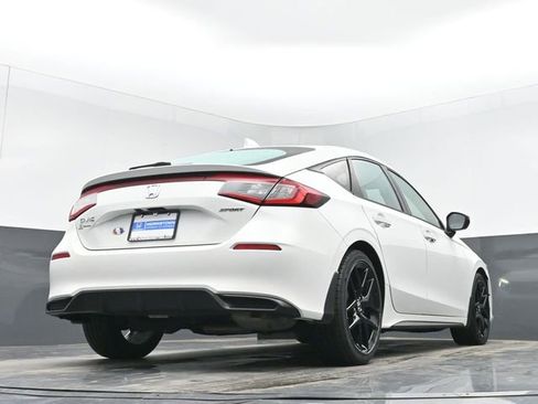 Used 2023 Honda Civic Sport image 39