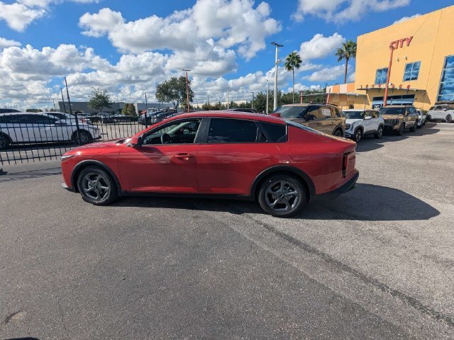 New 2027 Kia K4 FWD image 3