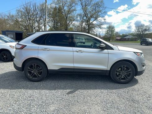 Used 2018 Ford Edge SEL w/ Equipment Group 201A AWD/4WD image 6