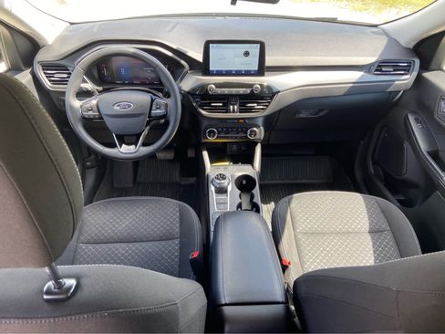Used 2024 Ford Escape Active w/ Cold Weather Package FWD image 17