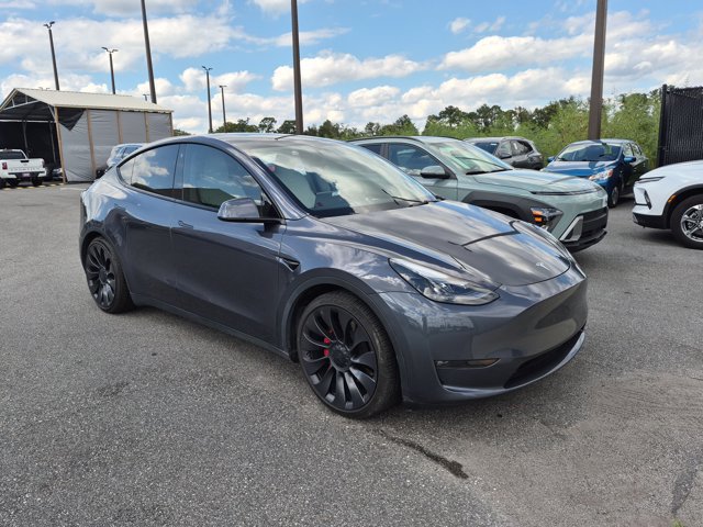 Used 2023 Tesla Model Y Performance AWD/4WD image 3