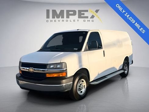 Used 2023 Chevrolet Express 2500 w/ Driver Convenience Package RWD image 1