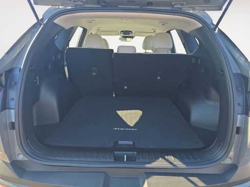 Certified 2025 Hyundai Tucson SE FWD image 13