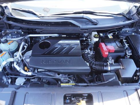 Used 2023 Nissan Rogue SL w/ SL Premium Package FWD image 7