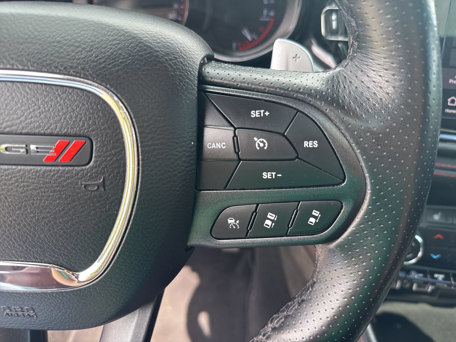 Used 2023 Dodge Durango GT AWD/4WD image 31