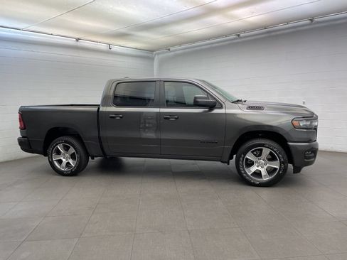 New 2026 RAM 1500 Express RWD image 2