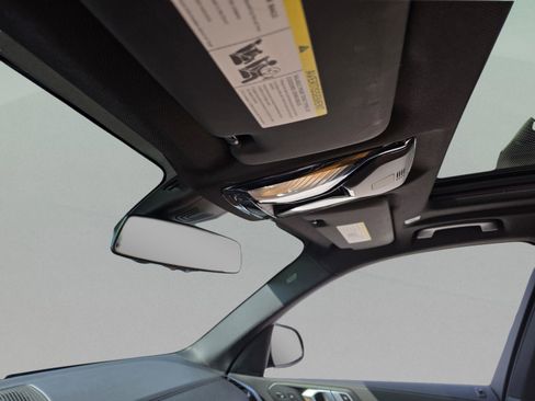 Used 2022 BMW X5 xDrive40i w/ M Sport Package image 14