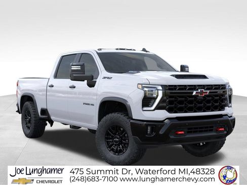 New 2026 Chevrolet Silverado 2500 ZR2 w/ LPO, Dark Essentials Package AWD/4WD image 7
