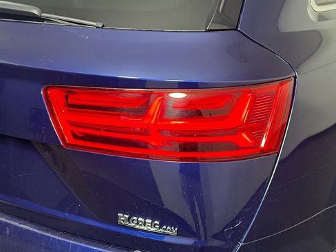 Used 2019 Audi Q7 3.0T Prestige image 34