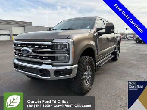 Used 2023 Ford F350 Lariat image 1