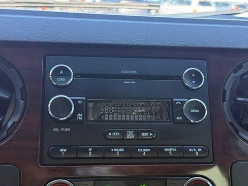 Used 2009 Ford F250 Lariat AWD/4WD image 21