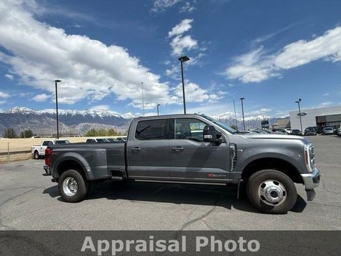 Used 2024 Ford F350 Lariat w/ Lariat Ultimate Package AWD/4WD image 8