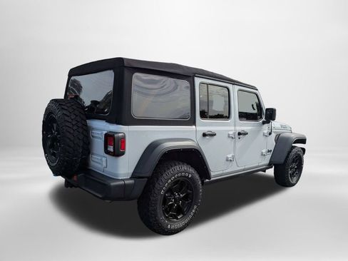 Used 2023 Jeep Wrangler Unlimited AWD/4WD image 4