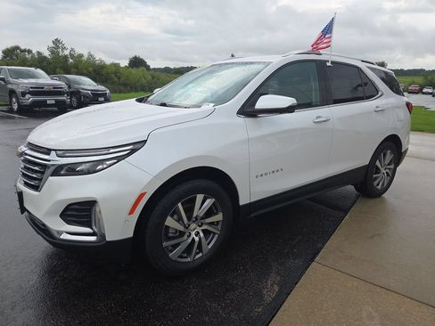 Certified 2023 Chevrolet Equinox Premier AWD/4WD image 3