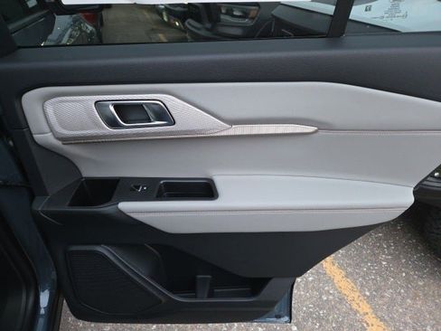 New 2026 Ford Explorer Active image 29
