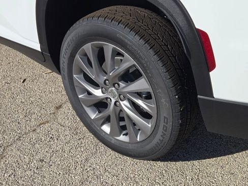 New 2026 Buick Enclave Preferred w/ Power Package image 18