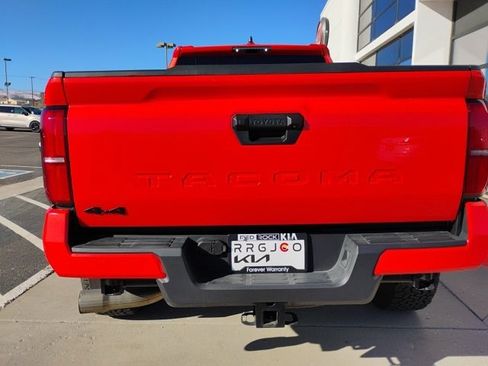 Used 2024 Toyota Tacoma TRD Off-Road image 11