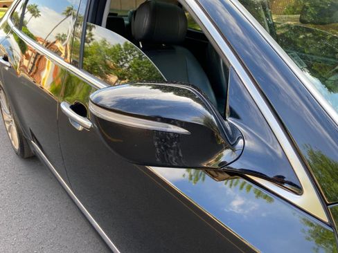 Used 2015 Hyundai Equus Signature image 22