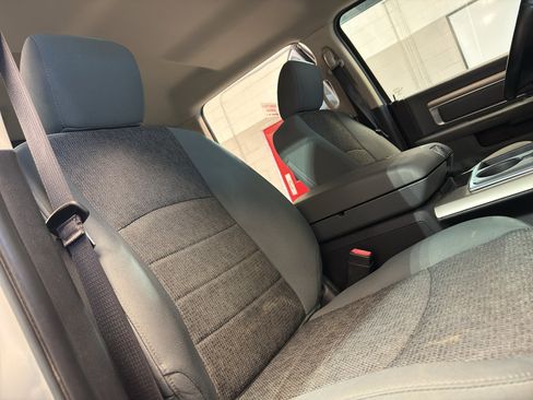 Used 2015 RAM 1500 Outdoorsman image 21