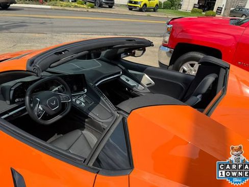 Used 2024 Chevrolet Corvette Stingray Preferred Conv w/ 2LT RWD image 6