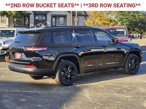 New 2025 Jeep Grand Cherokee L Limited AWD/4WD image 9