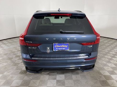 Used 2025 Volvo XC60 T8 Plus w/ Protection Package Premier AWD/4WD image 10