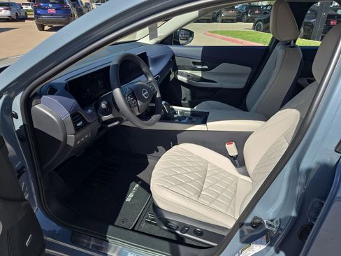 New 2026 Nissan Sentra SL w/ Floor Mat Package FWD image 12