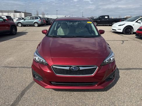 Used 2017 Subaru Impreza 2.0i Premium w/ BSD & Rcta/SRF/Eyesight image 10