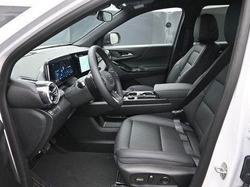 New 2026 Chevrolet Equinox LT w/ Convenience Package II image 15