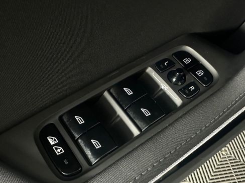 Certified 2021 Polestar Polestar 2 image 31