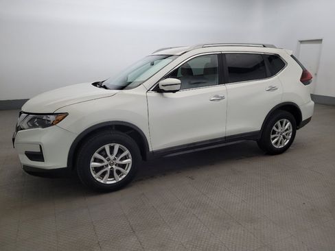 Used 2018 Nissan Rogue SV w/ Premium Package AWD/4WD image 2