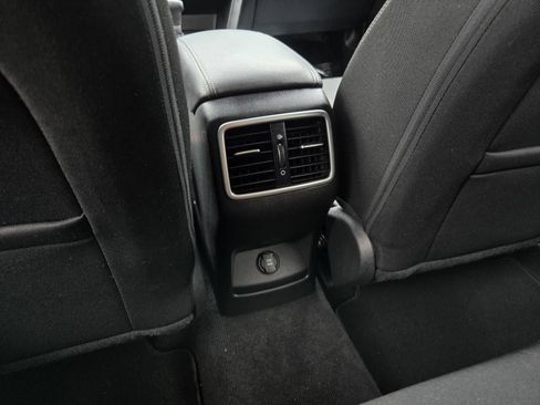 Used 2021 Kia Sportage LX AWD/4WD image 16