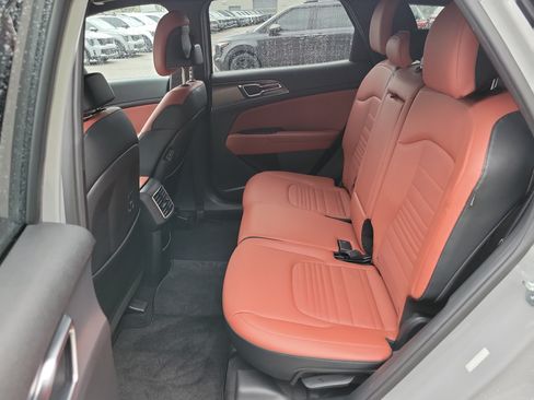 Certified 2024 Kia Sportage SX FWD image 16