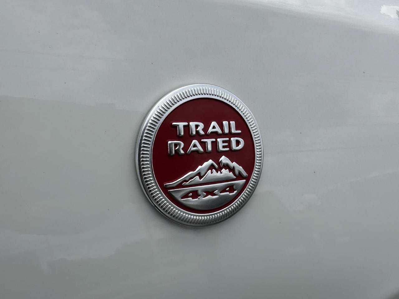 Used 2020 Jeep Compass Trailhawk AWD/4WD image 78