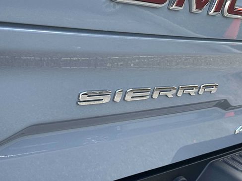 Used 2025 GMC Sierra 1500 AT4X AWD/4WD image 11