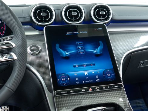 New 2026 Mercedes-Benz C 300 4MATIC Sedan image 19