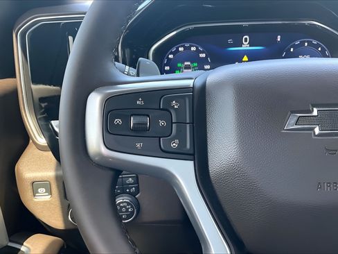 Used 2025 Chevrolet Silverado 1500 RST RWD image 10