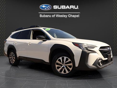 Used 2024 Subaru Outback Premium AWD/4WD image 1