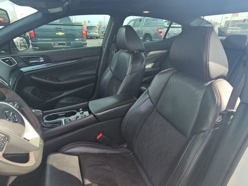 Used 2019 Nissan Maxima SR w/ Premium Package image 26