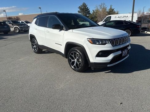 Used 2024 Jeep Compass Limited image 7