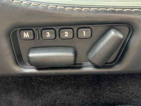 Used 2008 Aston Martin V8 Vantage Roadster RWD image 50