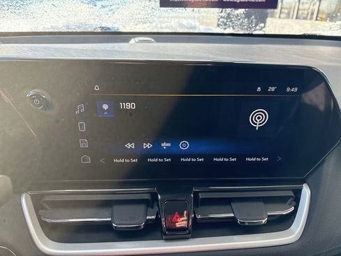 Used 2025 Chevrolet TrailBlazer LT image 14