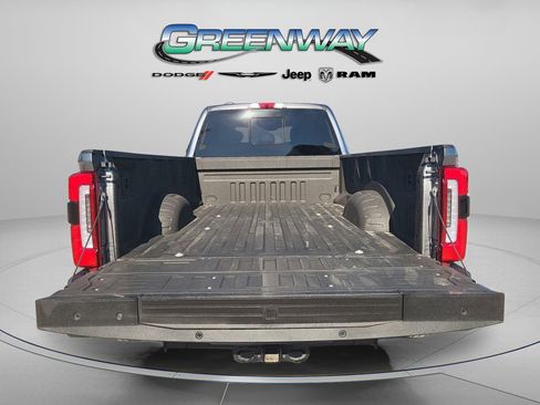 Used 2024 Ford F350 Platinum w/ FX4 Off-Road Package image 3